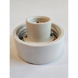 Posliininen valaisinkanta kattokiinnityksellä