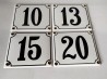 Husnummer 2-siffrig, nr. 10-20, vit