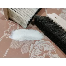 Inhemsk traditionell tapetklister