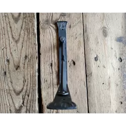 Taottu 25 cm hyllynkannatin