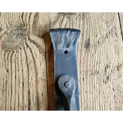 Taottu 25 cm hyllynkannatin